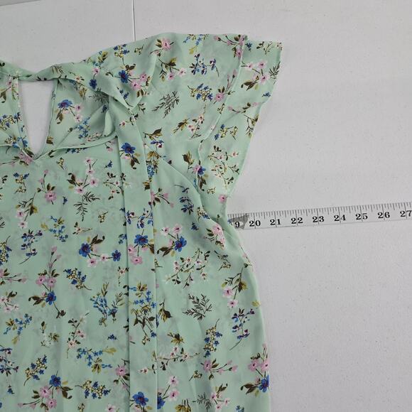 Pleione Women’s Mint Green Floral Short Sleeve Tie Neck Blouse Size M 6445 - Picture 4 of 8